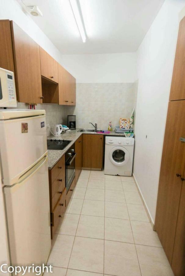 By The Sea Apartment Пафос Екстериор снимка